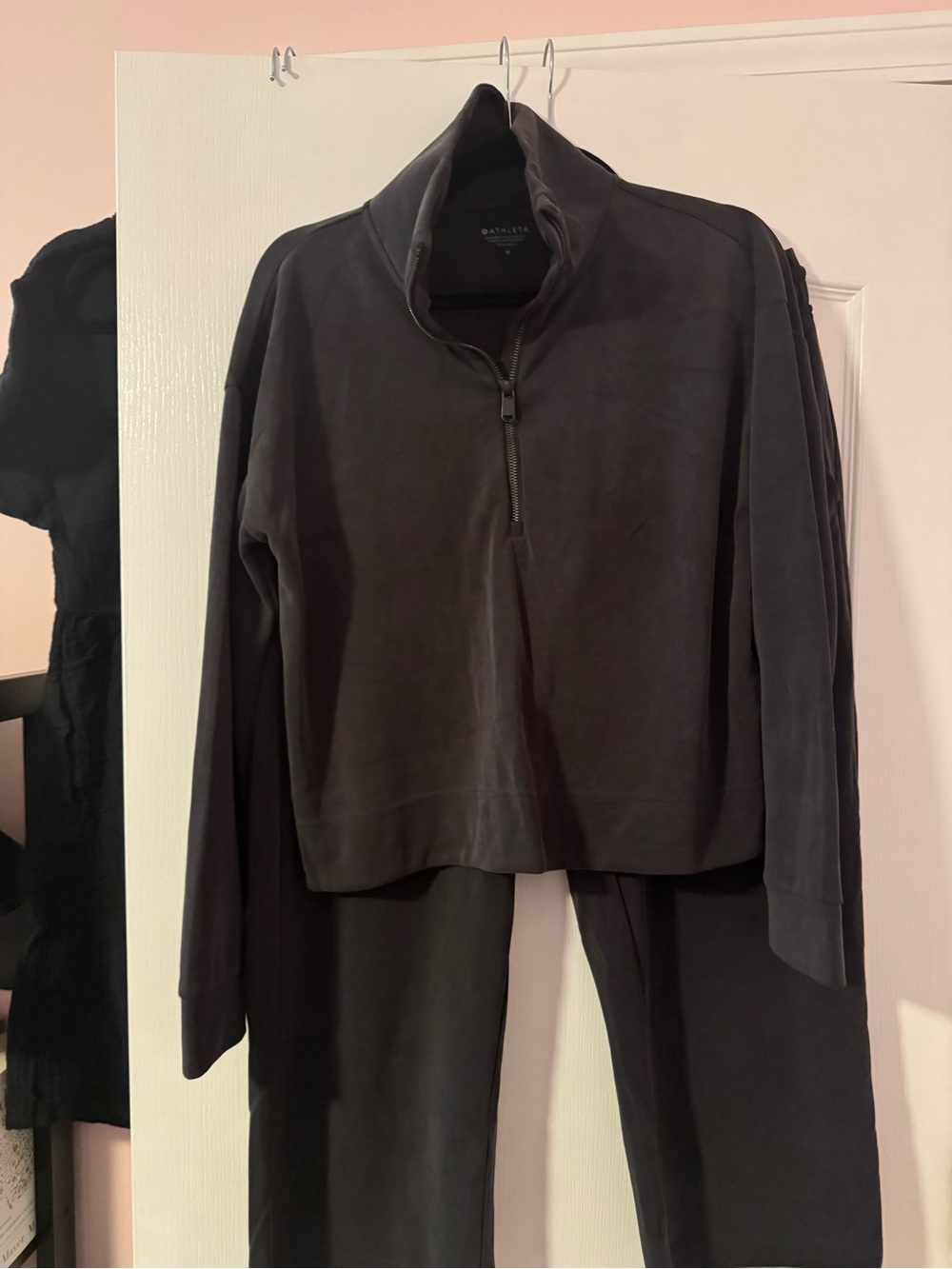 Athleta Navy women’s lounge set! - Picture 4 of 7